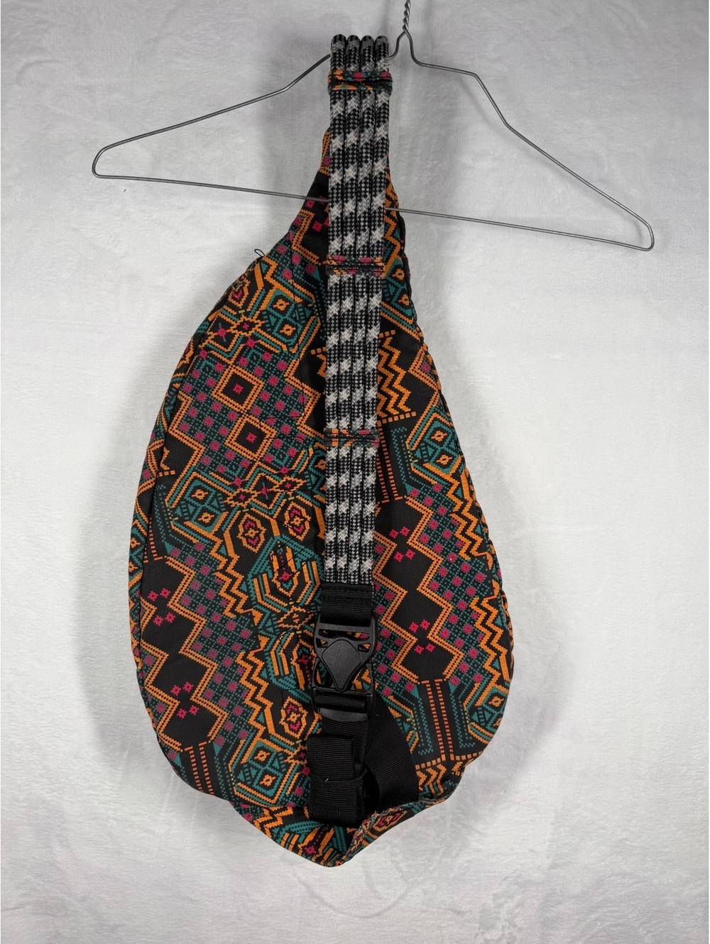 Kavu Rope Sling Bag with Colorful Aztec Pattern - Picture 3 of 3